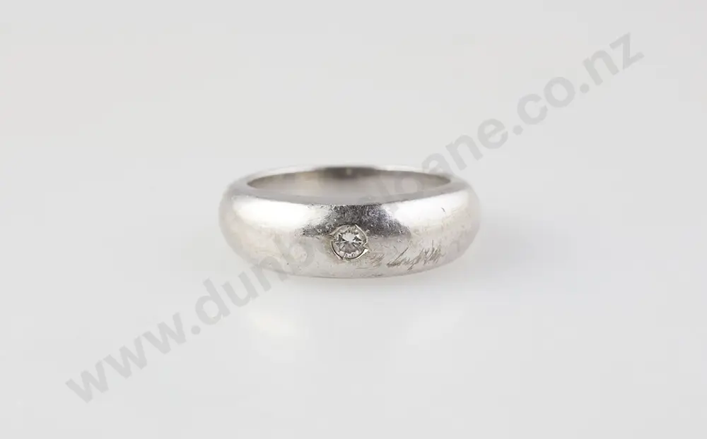 18ct White Gold Solitaire Diamond Band Image 1++