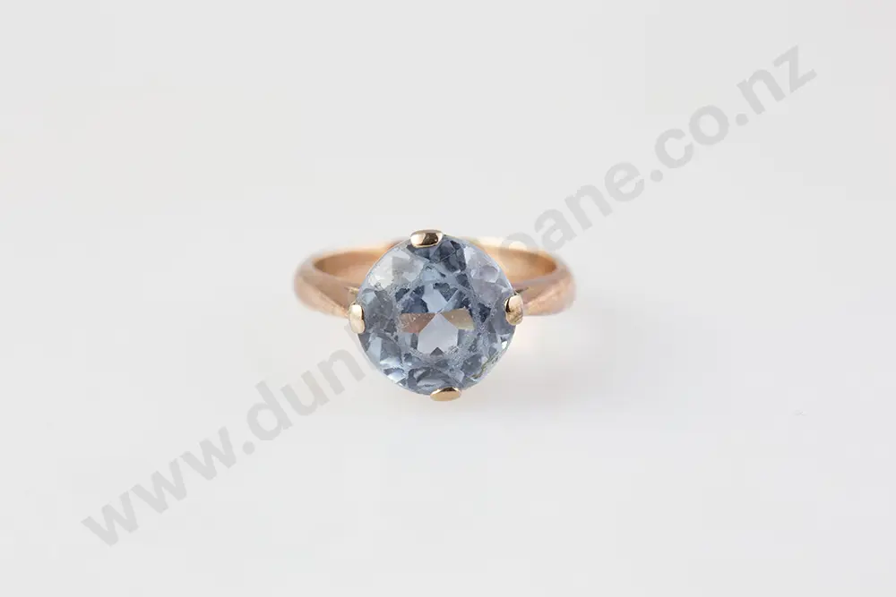 9ct Single Topaz Ring Image 1++