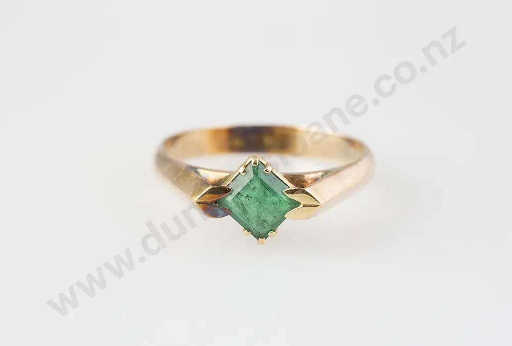14ct Single Emerald Ring Image 1++