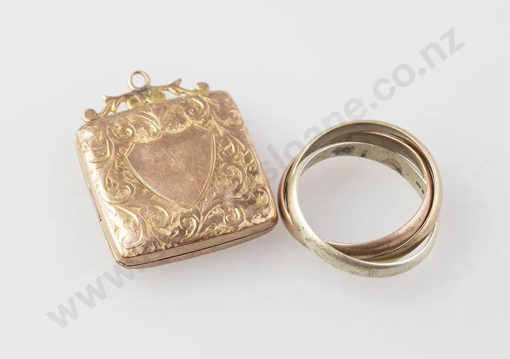 9ct Tri-colour Gold Russian Wedding Band Image 1++
