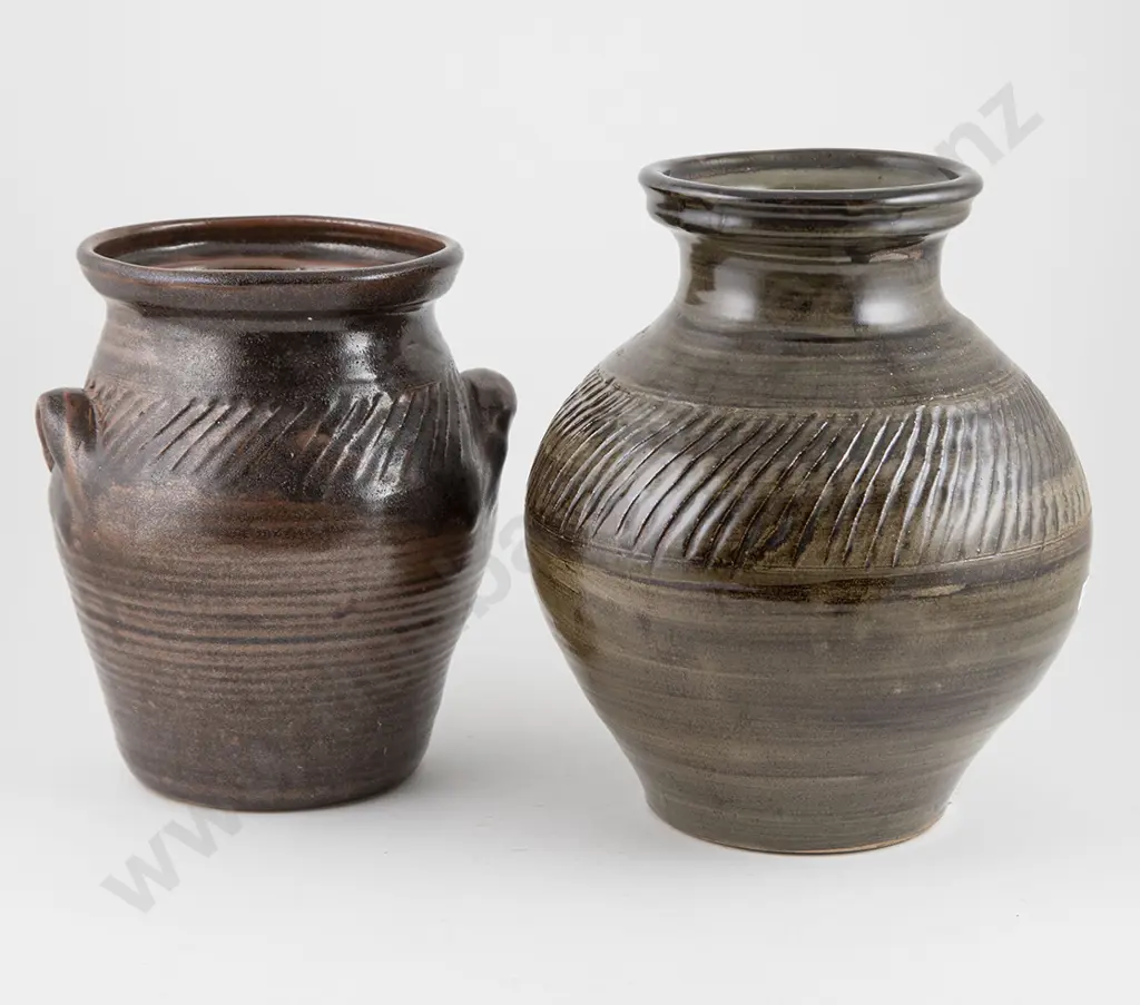 Mirek Smisek Large Vase & Crock Image 1++