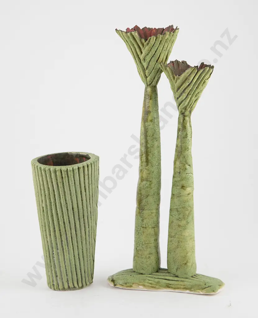 Raewyn Atkinson Double Nikau Form & Vase (2) Image 1++