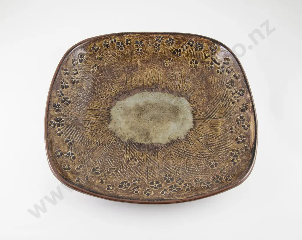 Len Castle Platter Image 1++