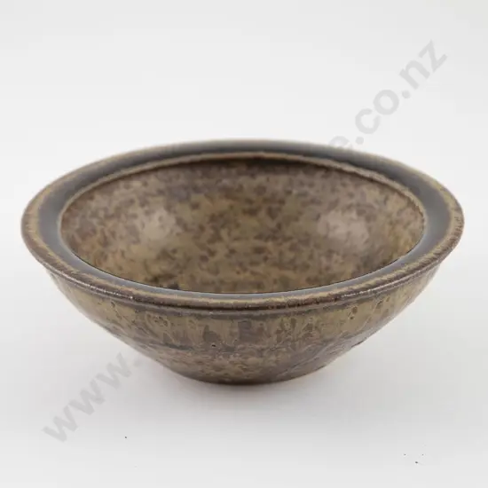 Len Castle Ash Glazed Bowl