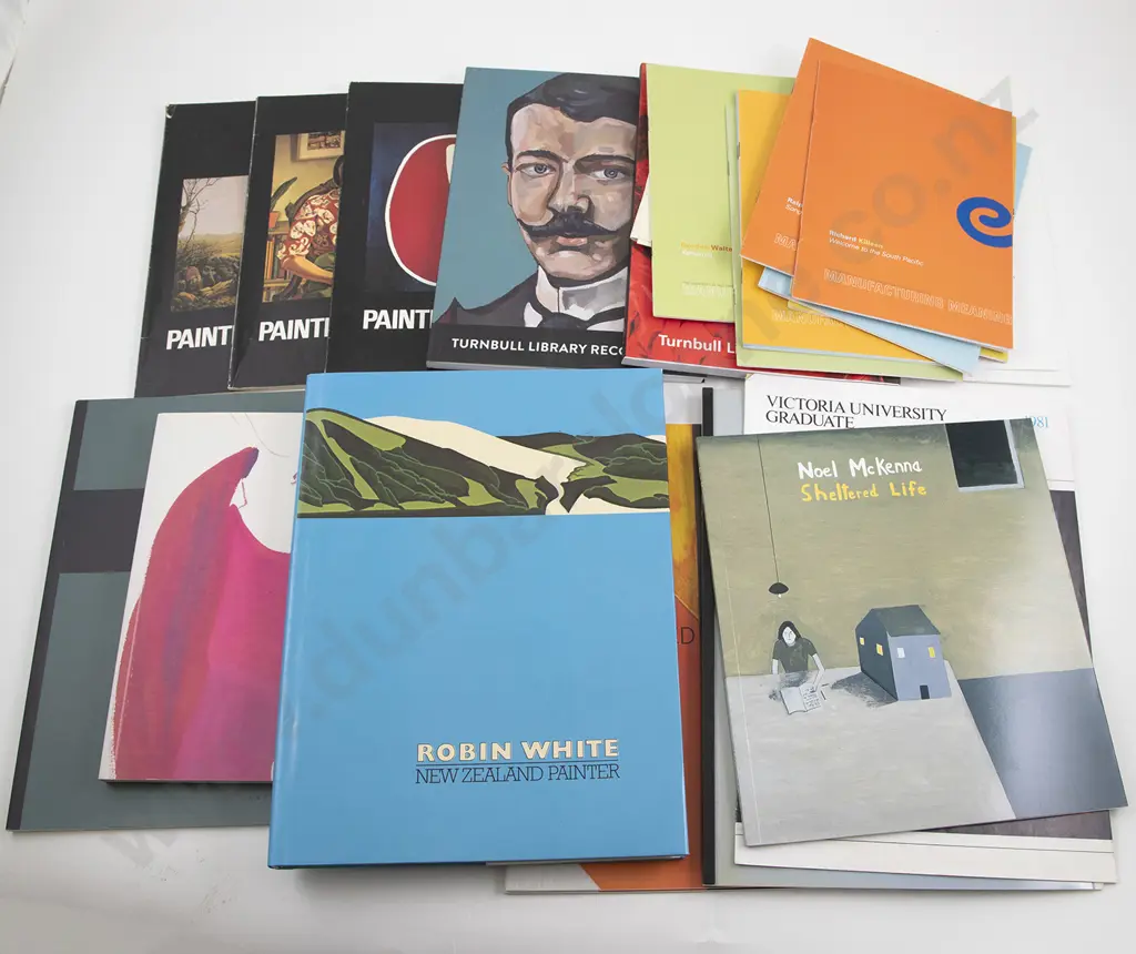 Collection of NZ Art Books & Booklets Image 1++
