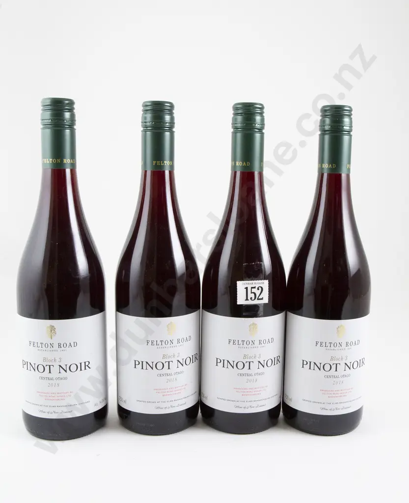 4 bottles Felton Road Block 3 Central Otago Pinot Noir 2018 Image 1++
