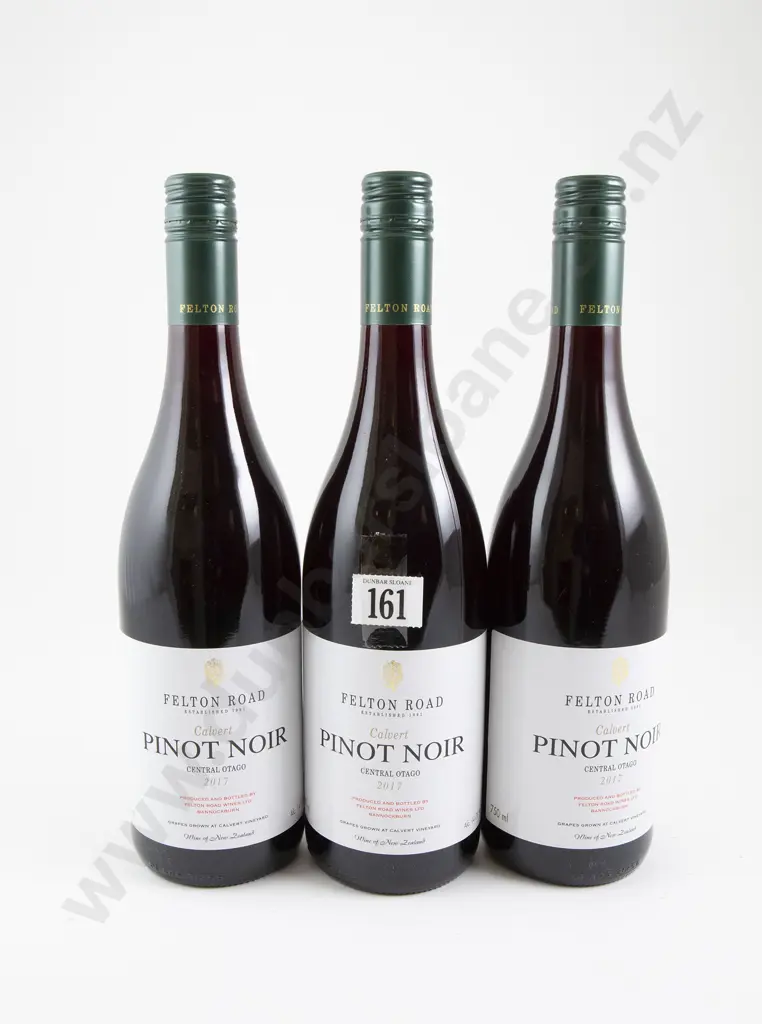 3 bottles Felton Road Calvert Central Otago Pinot Noir 2017 Image 1++