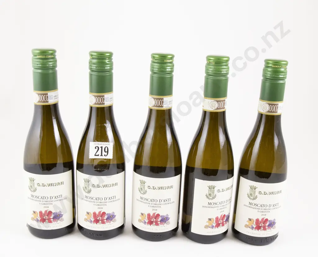 5 bottles G.D Vajra Barolo Moscato d'Asti 2018 375ml Image 1++