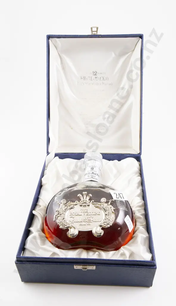 1 bottle Whyte & Mackay Blended Scotch Whisky in presentation box Image 1++