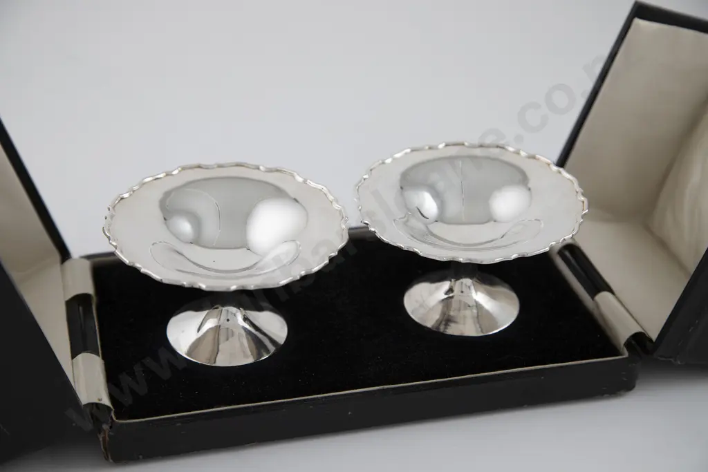 Cased Pair Geo V S/S Bon Bon Dishes Image 1++