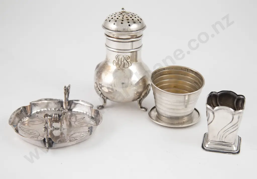 Four Various Small Silver Items Image 1++