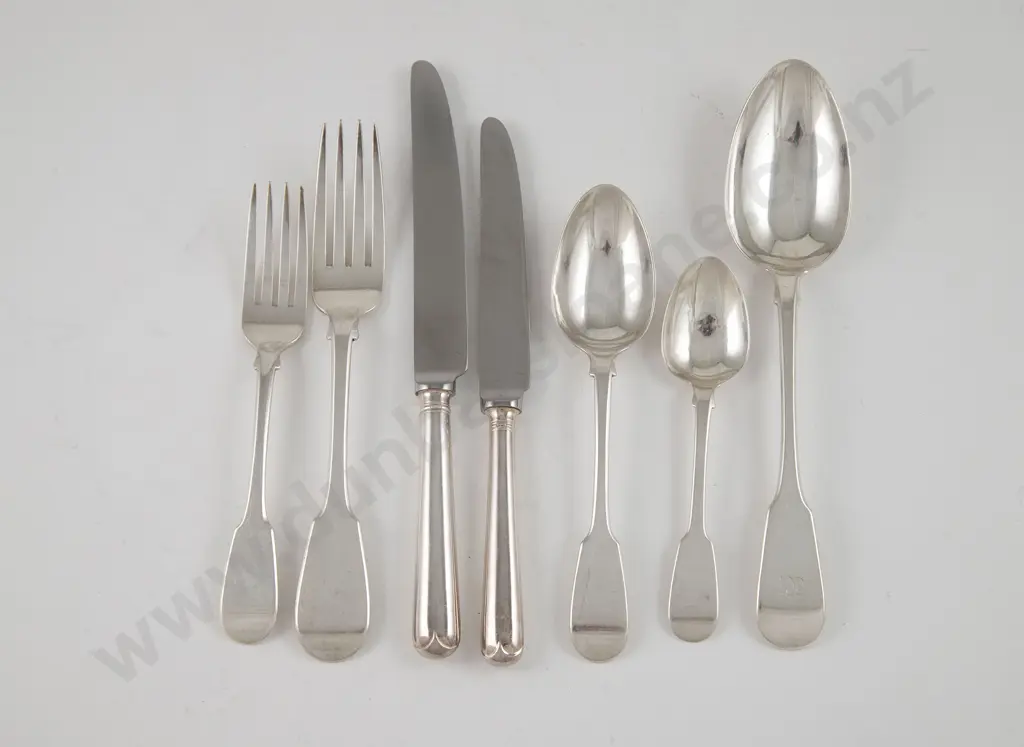42 Piece Scottish S/S Fiddle Pattern Suite of Cutlery Image 1++