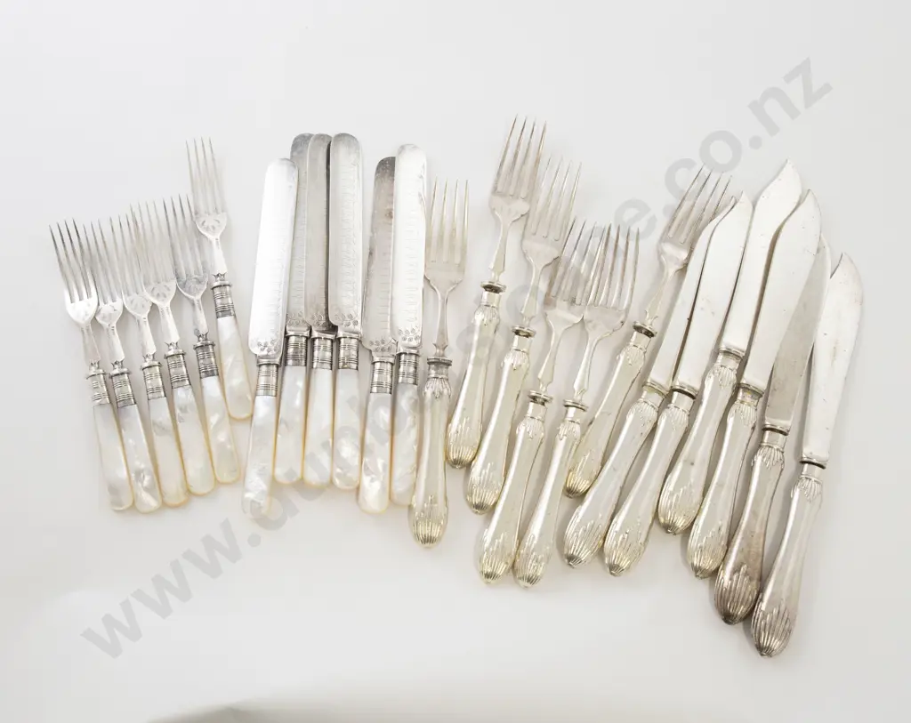 Set Six Edw MOP Handled Dessert Knives & Forks Image 1++