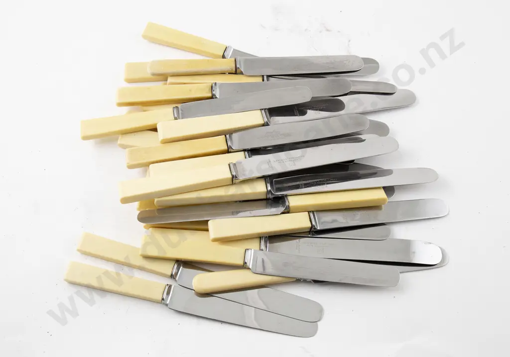 Selection Mixed Flatware Image 1++