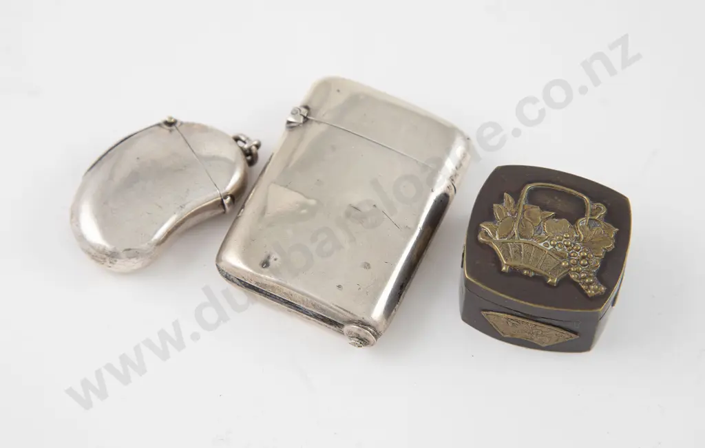Two S/S Vesta Cases Image 1++