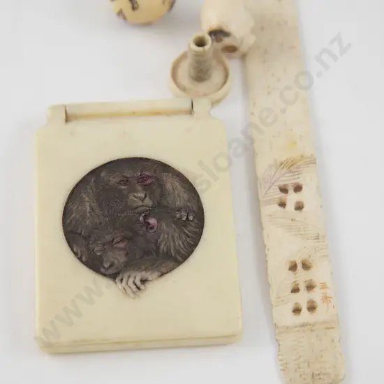 Small Japanese Ivory Lady's Purse Mirror