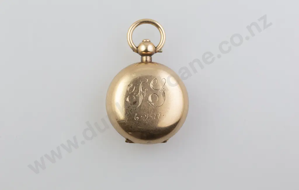 Gold Plated Circular Sovereign Holder Image 1++