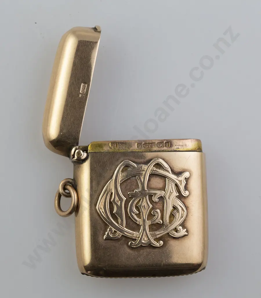 Edwardian 9ct Slightly Curved Vesta Case Image 1++