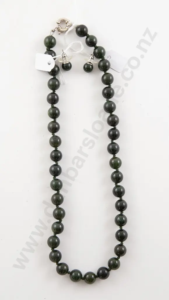Greenstone Bead Necklace Image 1++