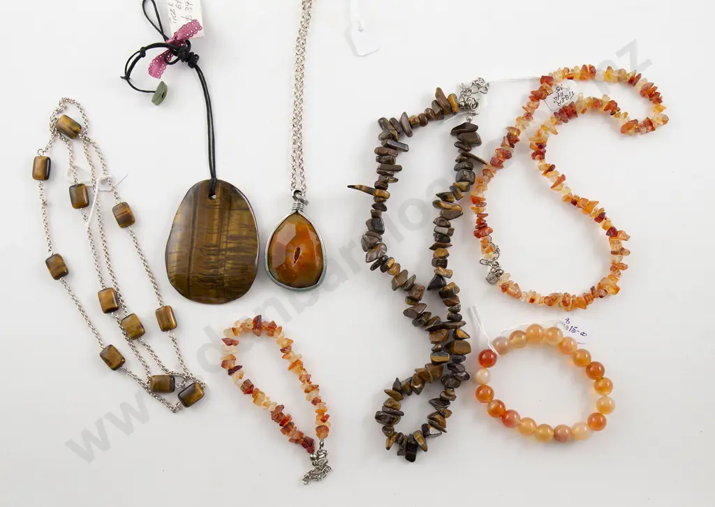 Tiger Eye and Cornelian Image 1++