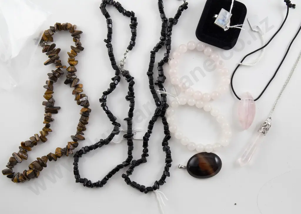 Onyx and Rose Quartz Image 1++
