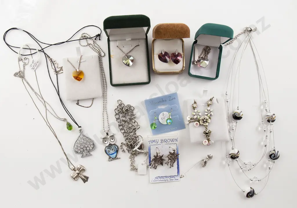 Collection of Various Modern Costume Jewellery Image 1++