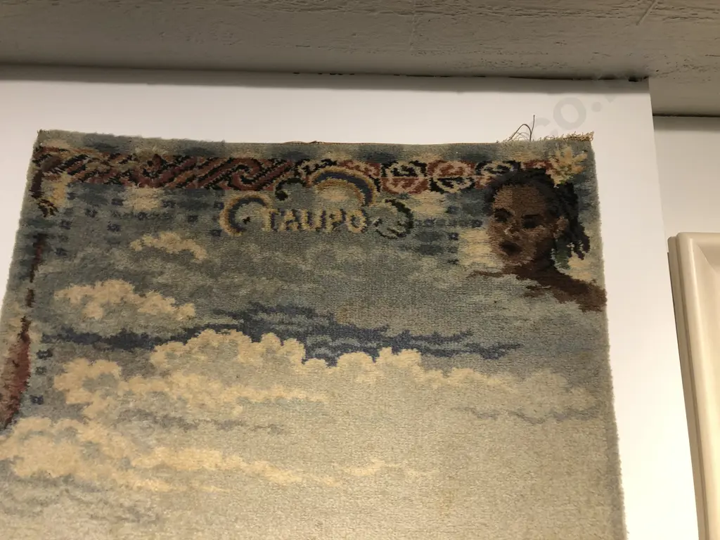 Feltex 'Taupo' Souvenir Rug Image 1++