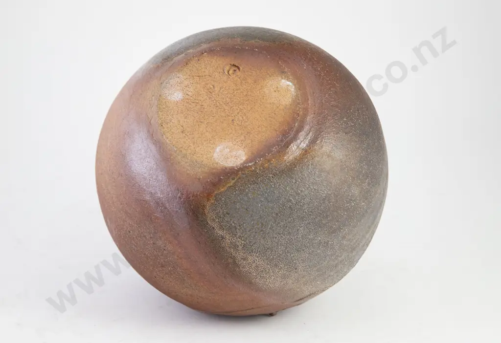 Estelle Martin Circular Vase Image 1++