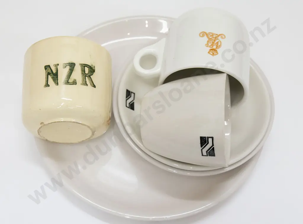Six Pieces of Assorted NZR and Hotel Crockery Image 1++