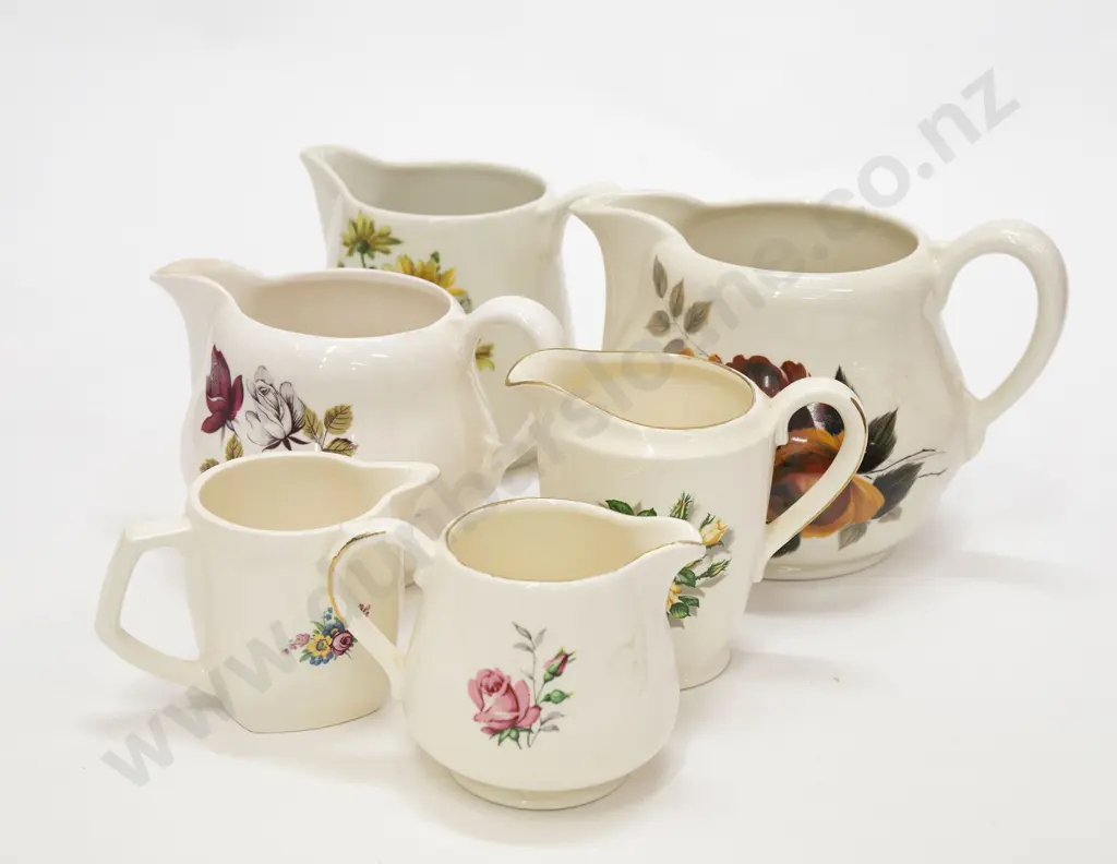 Six Assorted Crown Lynn Jugs Image 1++