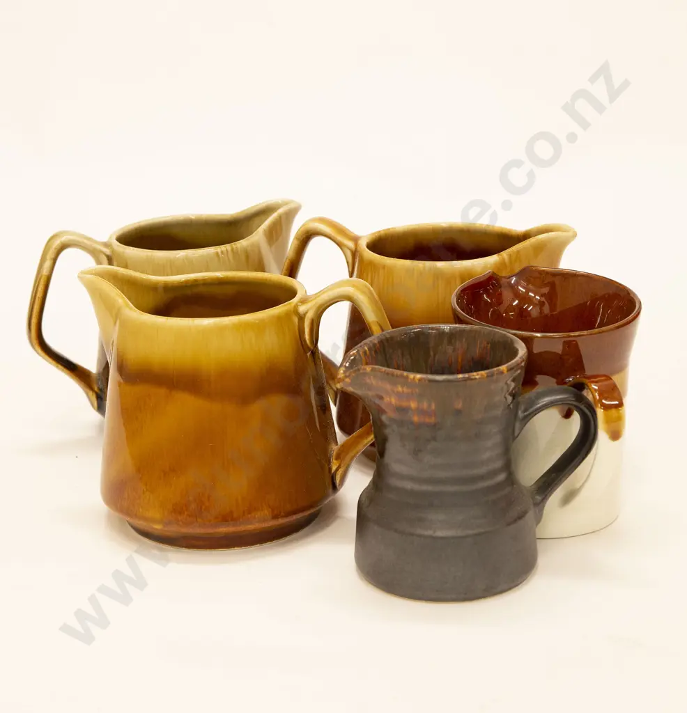 Five Assorted Crown Lynn Jugs Image 1++