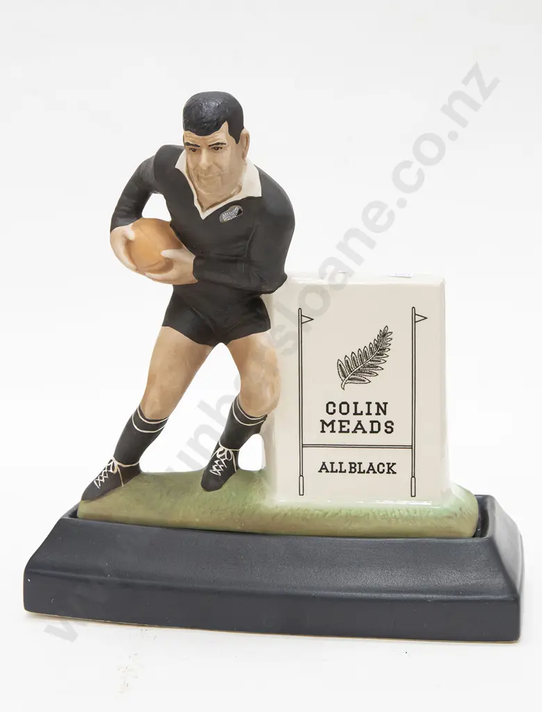 Jim Beam Colin Meads Decanter Image 1++