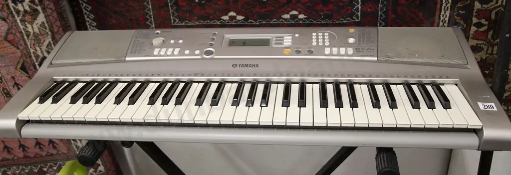 Yamaha Electric Piano Image 1++