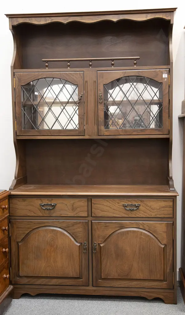 Hutch Dresser with Leadlight Doors Image 1++