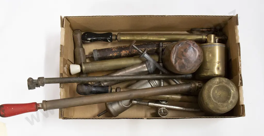 Three Spray Pumps and various other pumps Image 1++