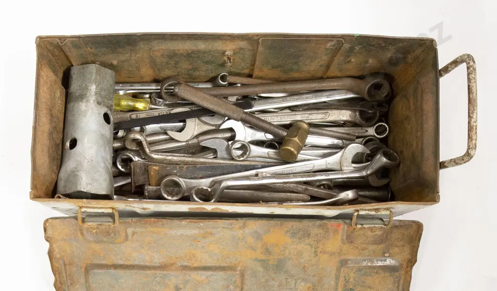 Collection Mainly Ring Spanners and Crescents Image 1++