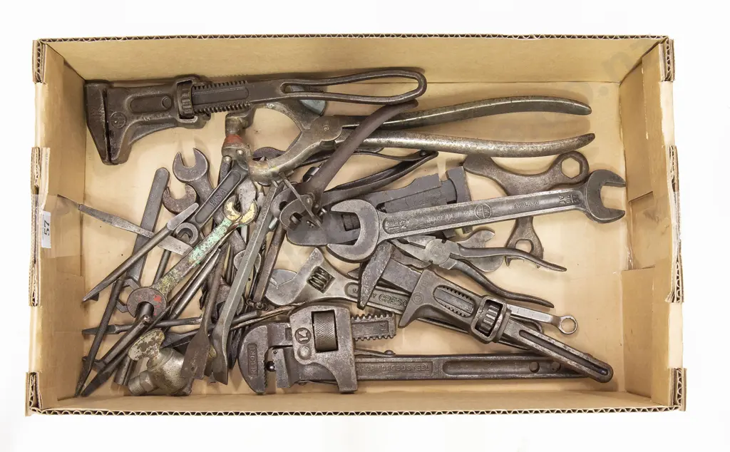 Assortment of Steel Wrenches Image 1++
