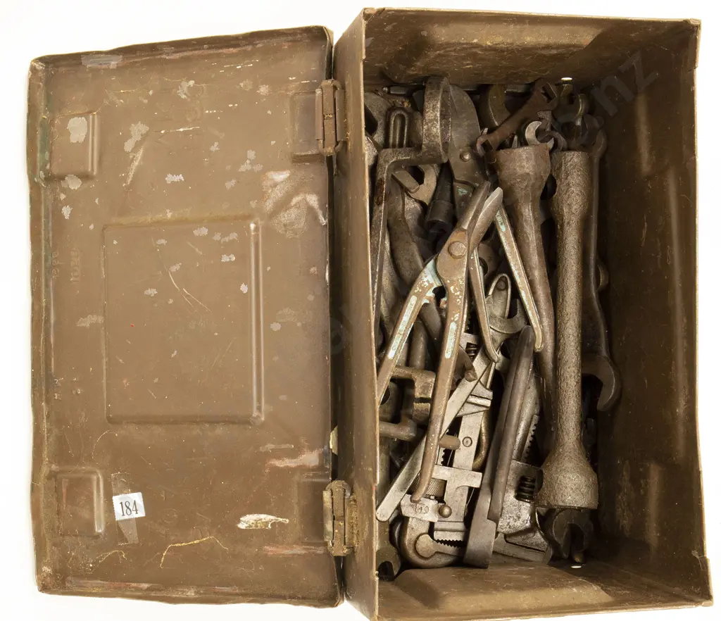 Collection Steel Hand Tools Image 1++