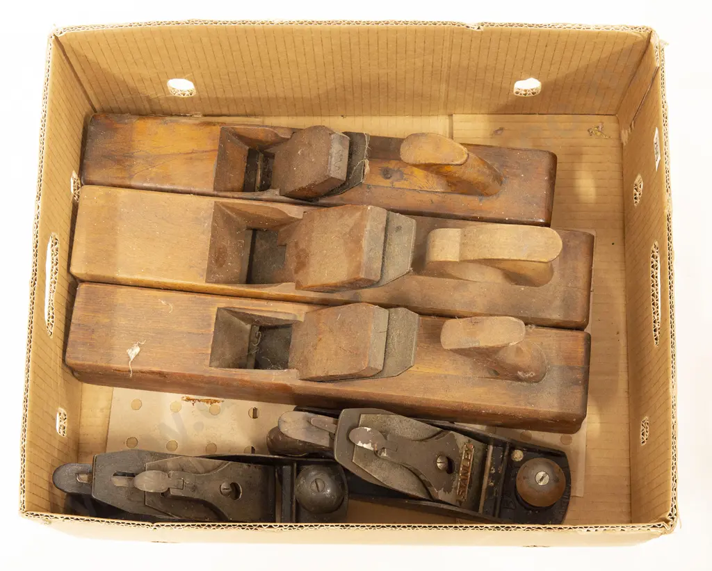 Five Woodworking Planes Image 1++