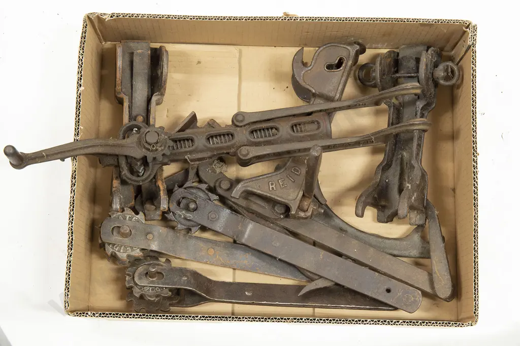 Collection of Split Rim Tools Image 1++