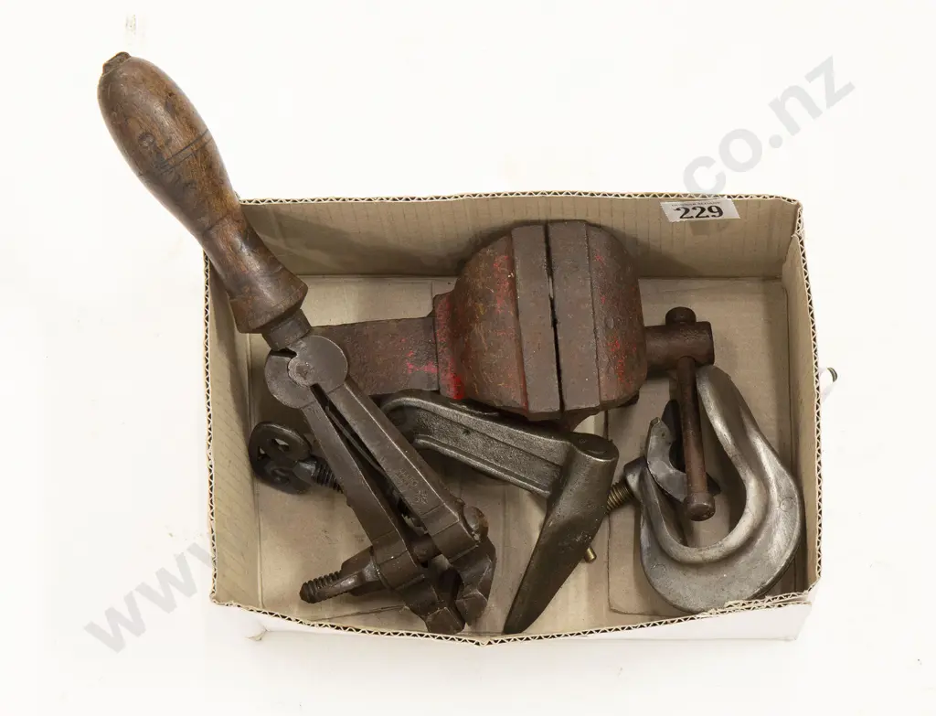 Selection Four Clamps Image 1++