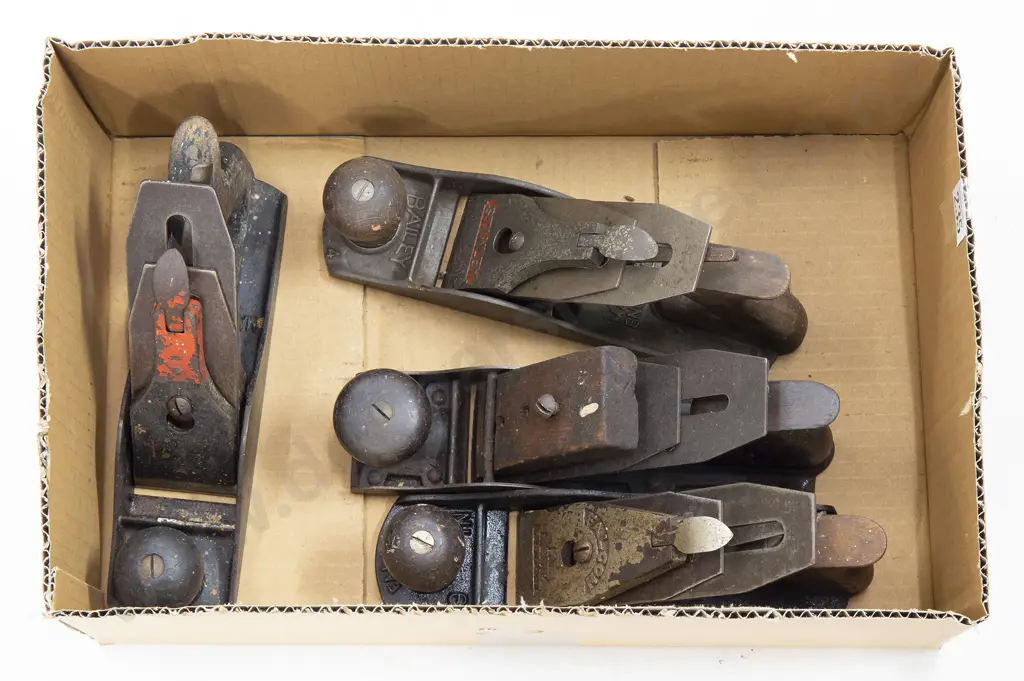 Four Various Woodworking Planes Image 1++