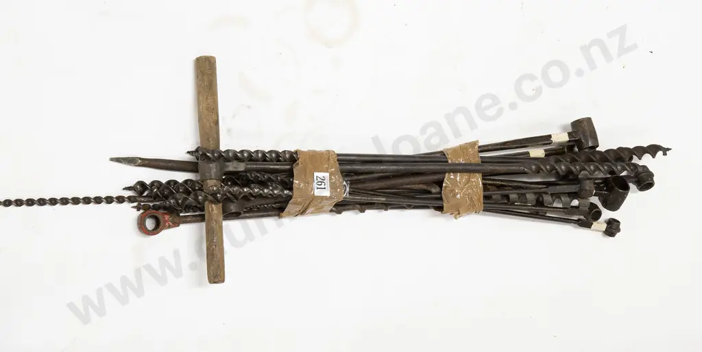 Quantity Hand Augers Image 1++