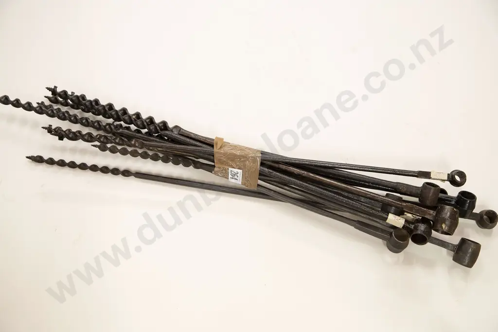 Quantity of Hand Augers Image 1++