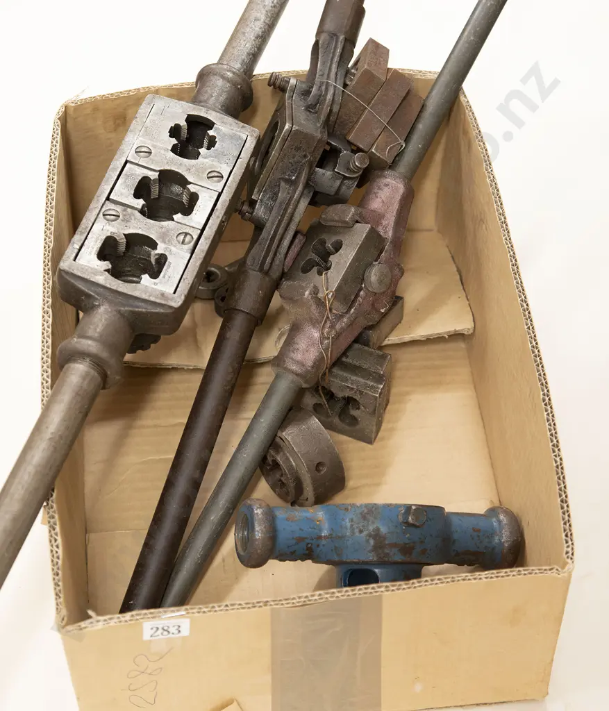 Various Large Tap and Dies Image 1++