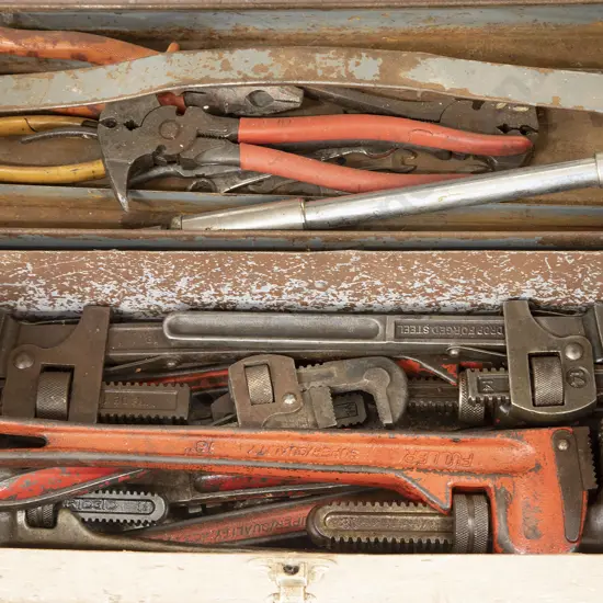 Quantity mainly Steel Wrenches