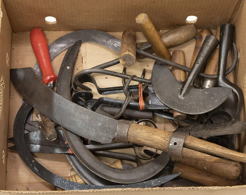 Selection Garden Tools Image 1++