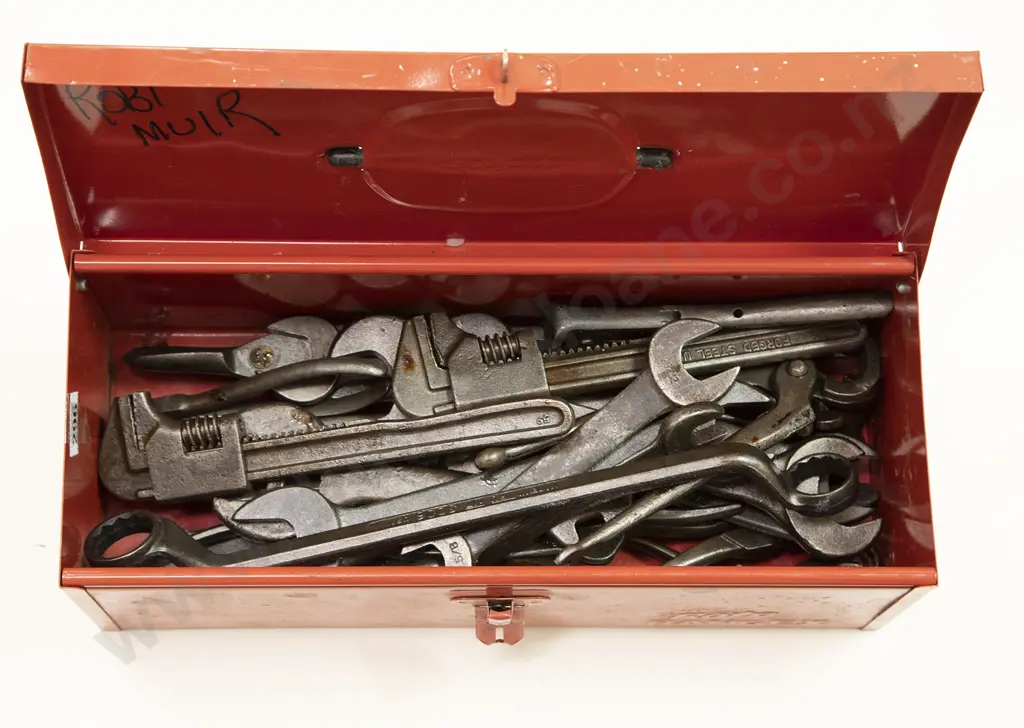 Quantity Steel Hand Wrenches and Crescent Wrenches Image 1++