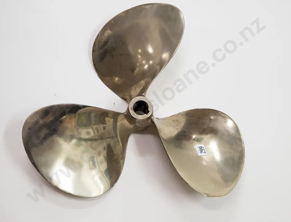 Brass Propeller 47cm width Image 1++