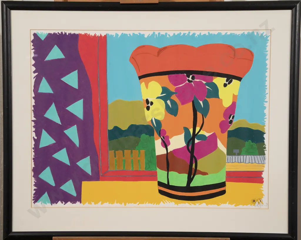 Louise Guerin - Pink Vase at Home Image 1++